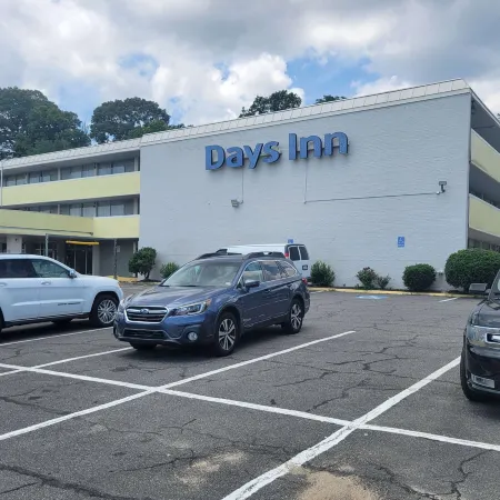 Days Inn by Wyndham Alexandria South