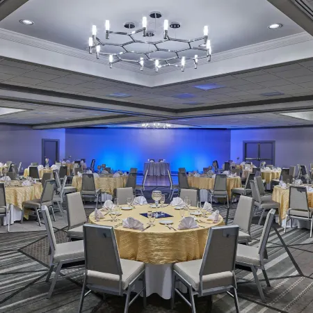 Sheraton Tucson Hotel & Suites