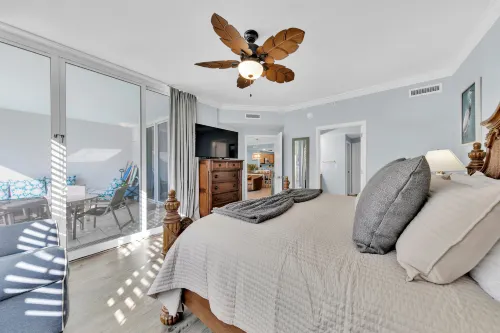 Private Hot Tub and Lazy River Access - Gorgeous Family Oasis