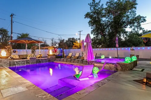 Gay owned fully renovated casita relaxation. Private and clothing optional.