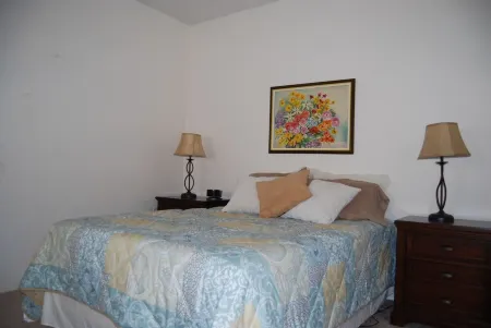 The 18th Hole at Green Valley