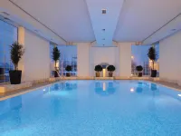 Best Western Premier Parkhotel Kronsberg - Pool