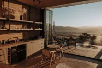 Mira Earth Studios Hotels in Гваделупа
