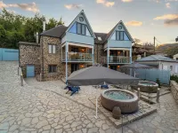 Dandy Villas Karpenisi Complex - Lux Chalets - Inflatable Pool-Hot Tub Hotels in Karpenisi