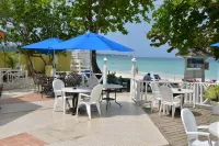 รีสอร์ทบีชอาร์มีร์ริลส์ II - ที่มีที่จอดรถ