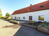 Farmhouse in Vleteren Near Town Center