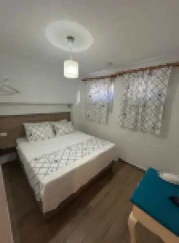 博茲賈阿達維蒂斯酒店