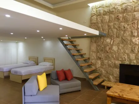 Damour Country Club Отели в г. Deir El Qamar