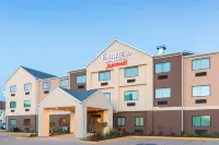 Fairfield Inn & Suites Galesburg - parking