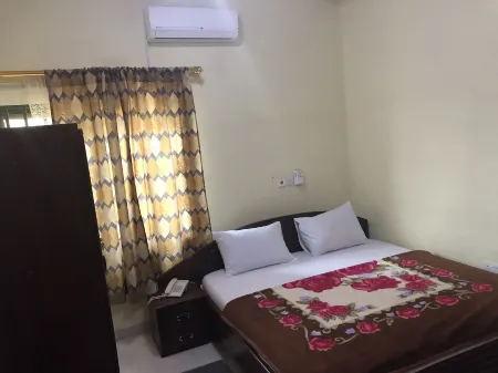 Ricardo's Property Отели рядом с достопримечательностью «Opera Square Masjid»