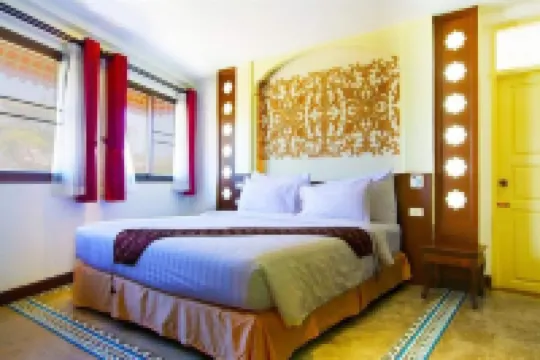 Madame Green Forever