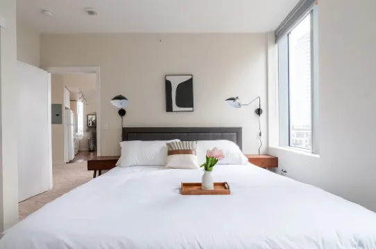 Sophari Bellevue Tower Apts