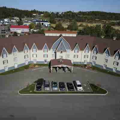 Quality Inn Hotel Exterior