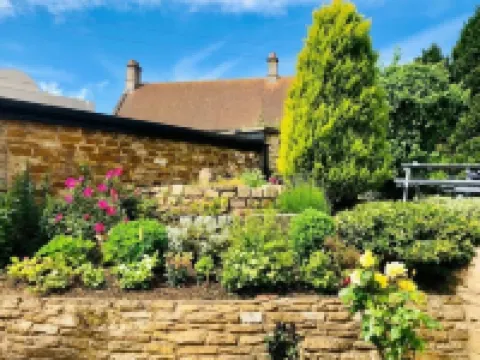 老雉雞飯店 住宿飯店