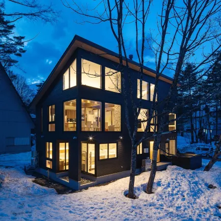 Silver Maple Chalet by Hakuba White Fox Company