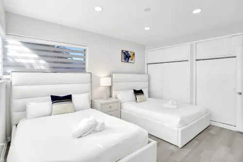 Bay Harbor Suites Hotels in Bal Harbour