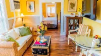 Meranova Guest Inn Hotels in Dunedin