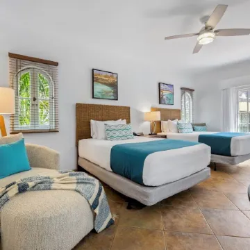Harbour Village Beach Club