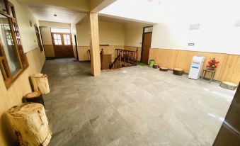 The Kuber Hotel & Restaurant