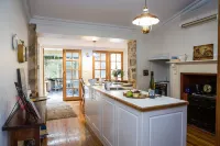 Wishing Well Cottage Hotels in Clare