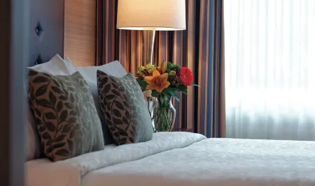 Cambridge Suites Toronto Отели в г. Торонто