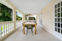 Livingstone Jan Thiel Resort فنادق في Jan Thiel