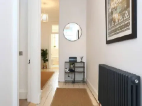 Joivy Luxury House with Patio Next to North Berwick Beach Hotels in North Berwick