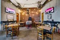 The West End Flats Hotel di Cave Spring