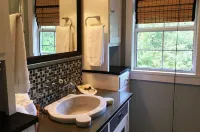 Dolan House B&B