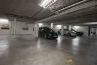 Ibis Gap Centre - parking
