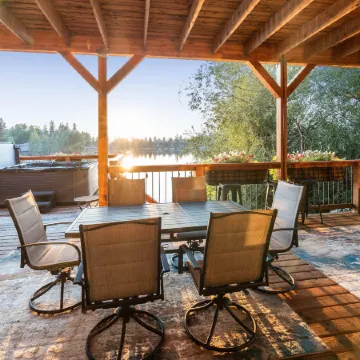 The Inn on Bigfork Bay