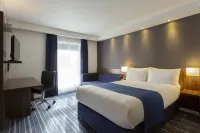 Holiday Inn Express Dunstable, an IHG Hotel