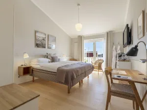 Ruths Hotel