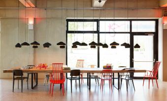 Moxy Berlin Ostbahnhof