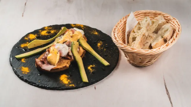 Number 1 Deluxe Apartments