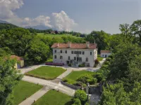 Villa San Liberale - Suites & Wellness - Villa Veneta Hotels in Feltre