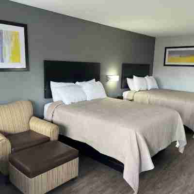Quality Inn Rooms