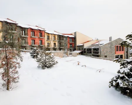 Domotel Neve Mountain Resort Hotels in Palaios Agios Athanasios
