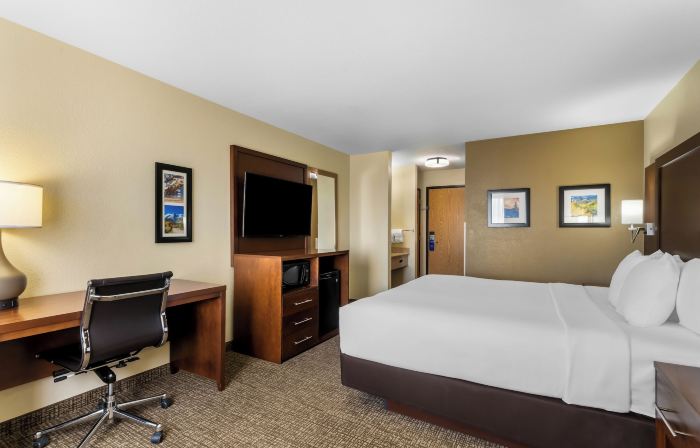 Comfort Inn & Suites Greeley