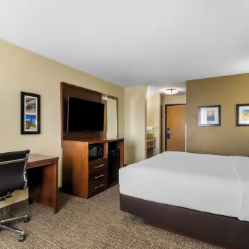 Comfort Inn & Suites Greeley