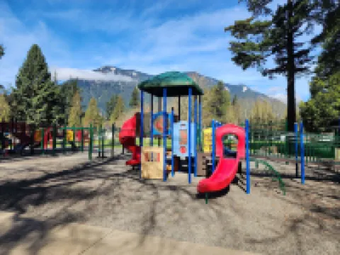 イン ザ マウンテンズ アン アセンド コレクション ホテル ホープのホテル