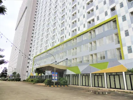 Reva Room on Gunung Putri Square Apartment