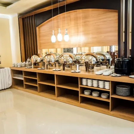 Grand Madani Hotel