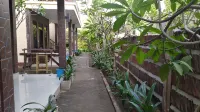 Kusuka Bungalow - 2-Star