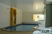 Barbur Plaza Hotel - Hot Springs