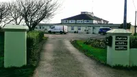 Seaside Holiday Apartments - Meerblick
