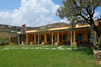 Rooster Guesthouse Rooms