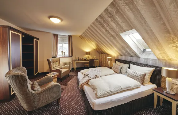 希徹勒阿爾特酒店