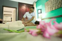 Court Classique Suite Hotel - spa
