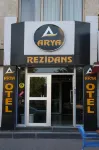 Arya Rezidans